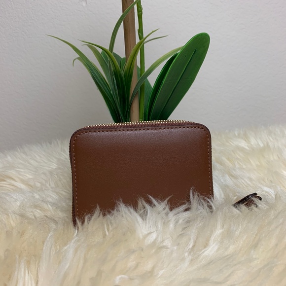 COACH SMALL DOUBLE ZIP AROUND WALLET - Picture 2 of 8